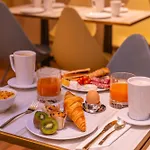 Golden Tulip Opera De Noailles 4* Párizs