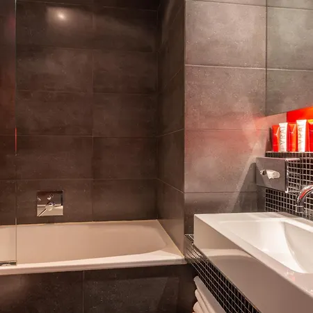 מלון Golden Tulip Opera De Noailles 4*