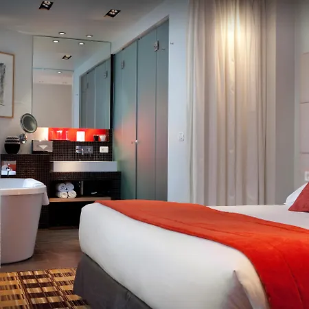 Отель Golden Tulip Opera De Noailles