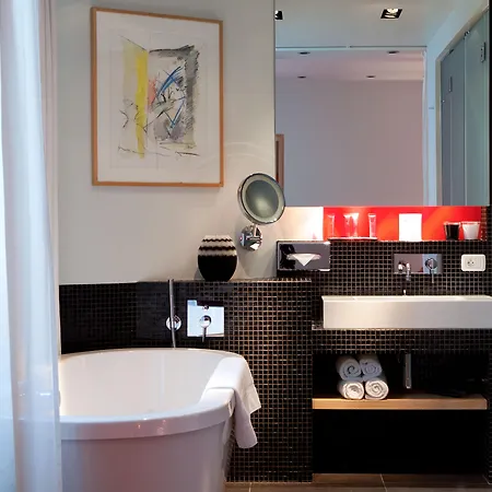 Golden Tulip Opera De Noailles Paris