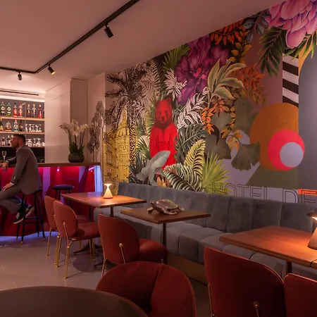 Golden Tulip Opera De Noailles Hotel 4*