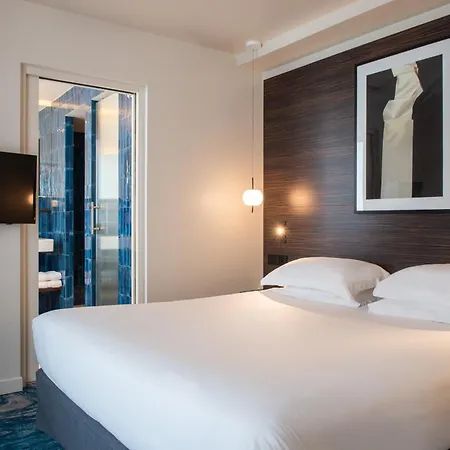 Отель Golden Tulip Opera De Noailles Париж