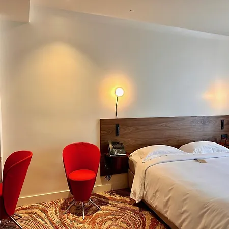 Отель Golden Tulip Opera De Noailles Париж