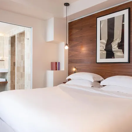 Отель Golden Tulip Opera De Noailles Париж