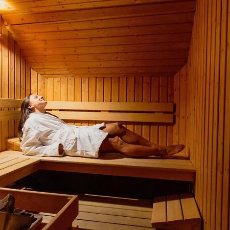Golden Tulip Opera De Noailles Отель 4*