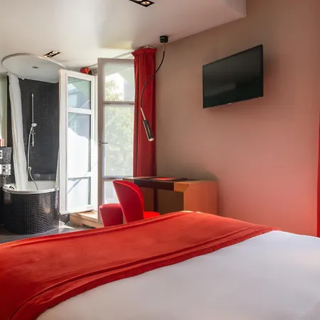 Golden Tulip Opera De Noailles 4*