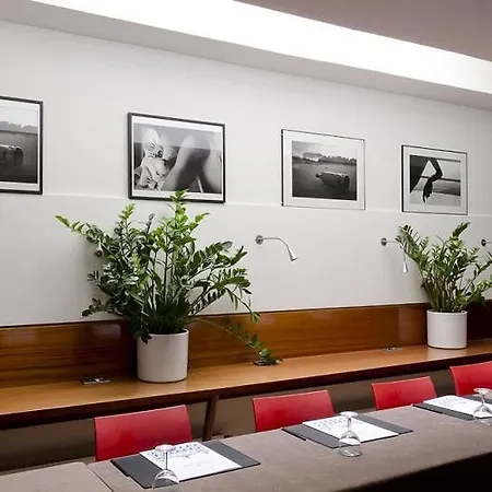 Golden Tulip Opera De Noailles Hotel