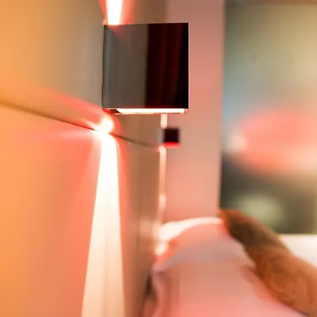 Golden Tulip Opera De Noailles 4* Paris