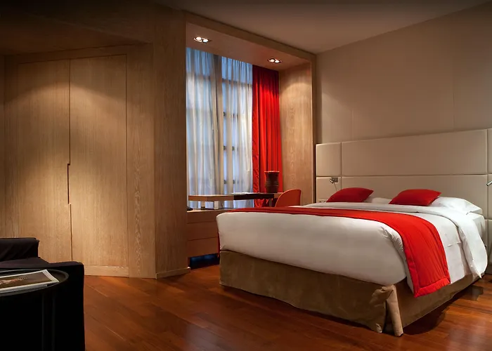 Golden Tulip Opera De Noailles Hotel 4*