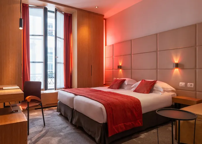 Golden Tulip Opera De Noailles Hotel 4*