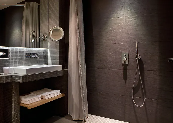 Hotel Golden Tulip Opera De Noailles